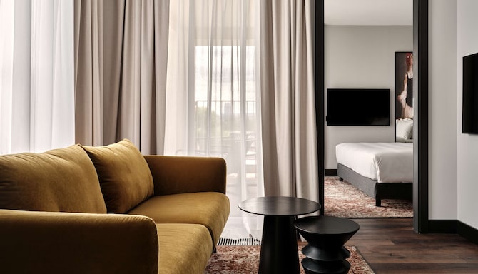 Radisson RED Hotel & Radisson RED Apartments, Krakow - Suite