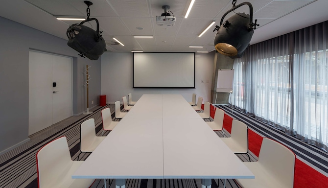 Radisson RED Hotel, VandA Waterfront, Cape Town - Meeting Room