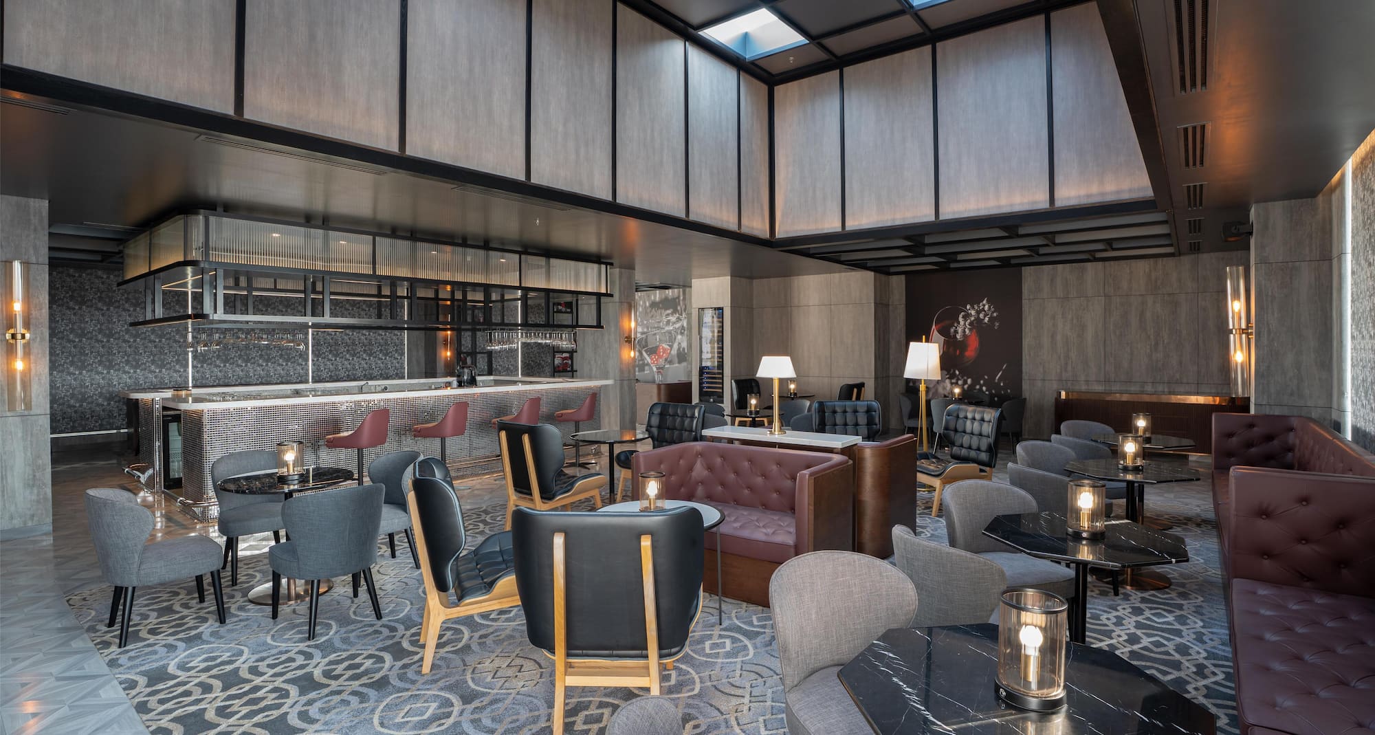 Radisson RED Indore - Bar Off the Clock