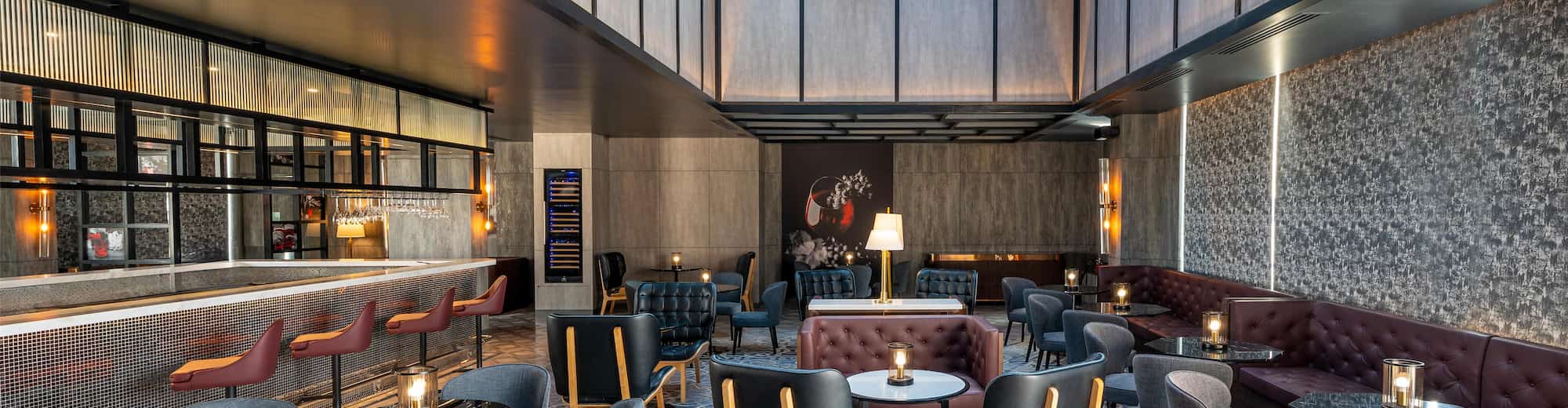 Radisson RED Indore - Bar Off the Clock