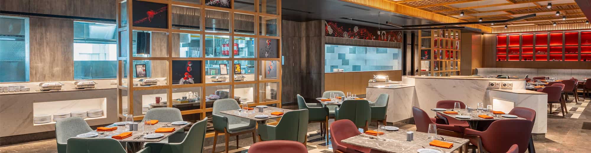 Radisson RED Indore - Restaurant The RED Table
