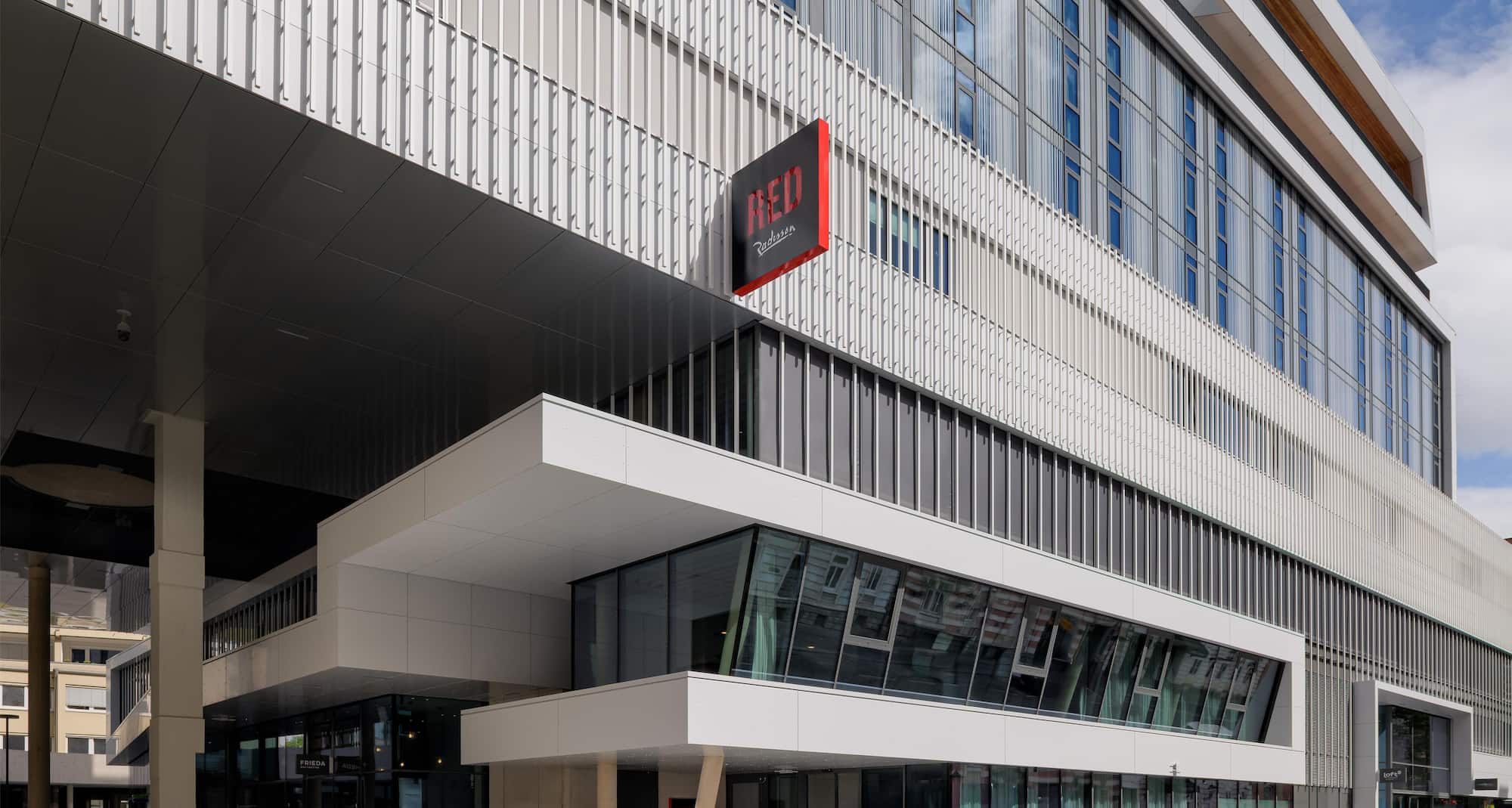 Radisson RED Innsbruck - Exterior