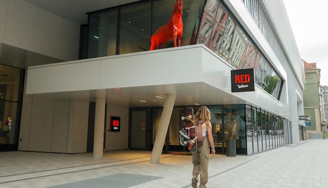 Radisson RED Innsbruck - Welcome to Innsbruck