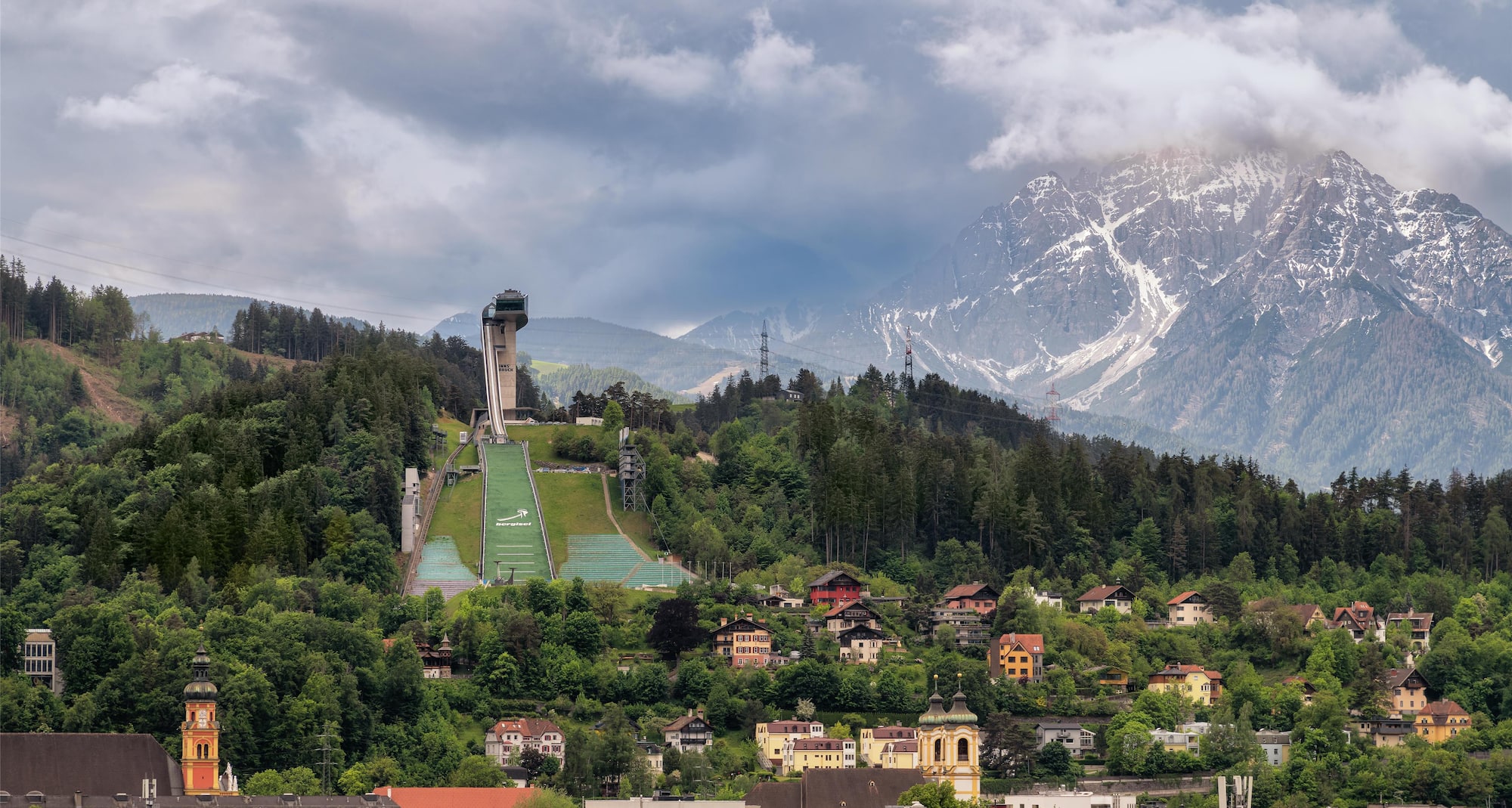 Radisson RED Innsbruck - Mountain view