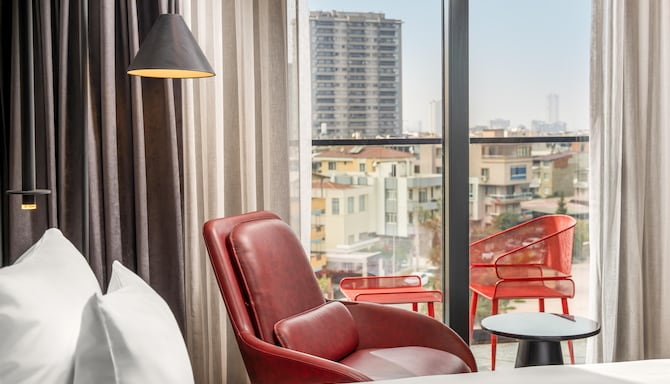 Radisson RED Izmir Point Bornova - Premium Room Balcony