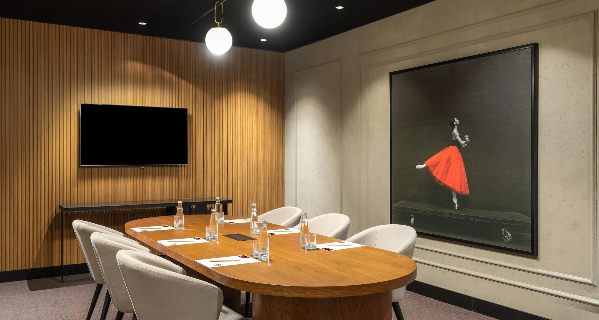 Radisson RED Izmir Point Bornova - REDMIND