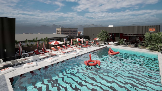 Radisson RED Izmir Point Bornova - Terrace with pool