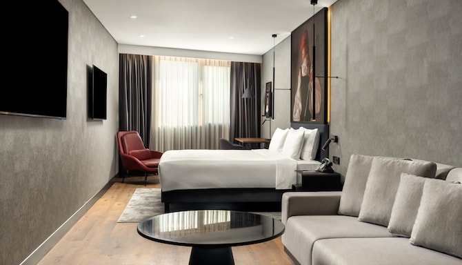 Radisson RED Izmir Point Bornova - Junior Suite