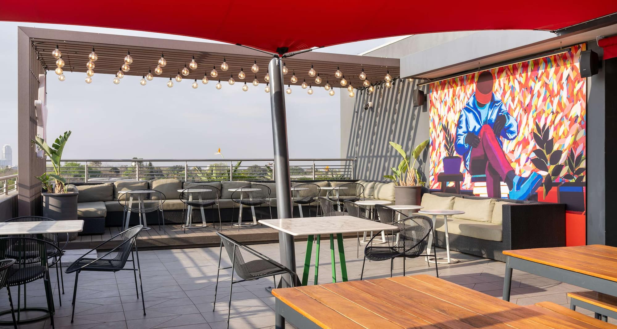 Radisson RED Johannesburg Rosebank - RED Rooftop and Terrace Bar