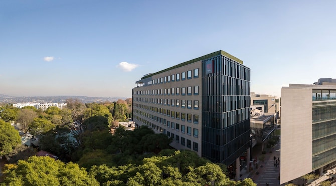 Radisson RED Johannesburg Rosebank - Hotel Exterior