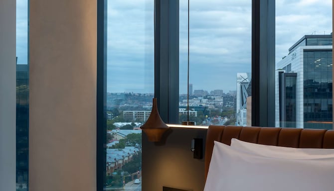 Radisson RED Johannesburg Rosebank - One Bedroom Suite