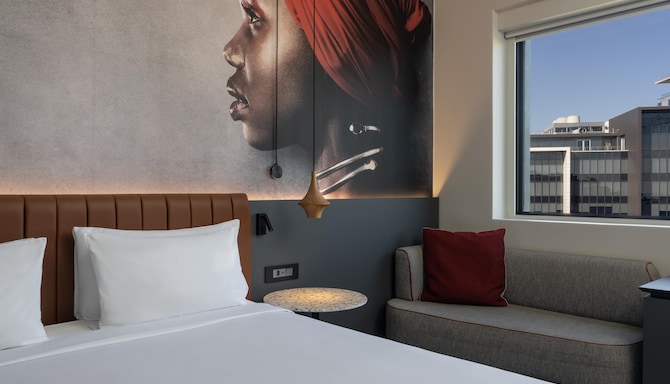 Radisson RED Johannesburg Rosebank - Standard Room