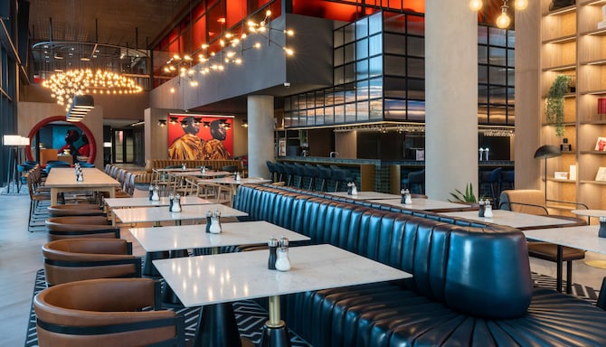 OUI Bar + KTCHN