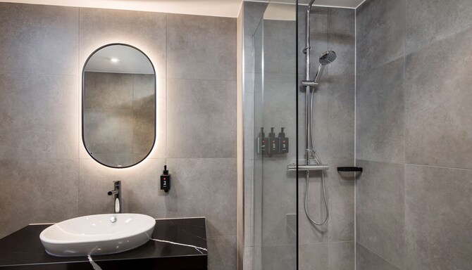 Radisson RED Liverpool - Gjesterom bad