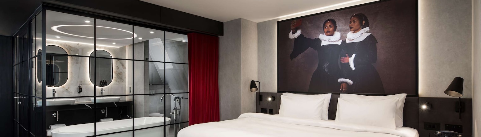 Radisson RED Liverpool - Suite - St George's View