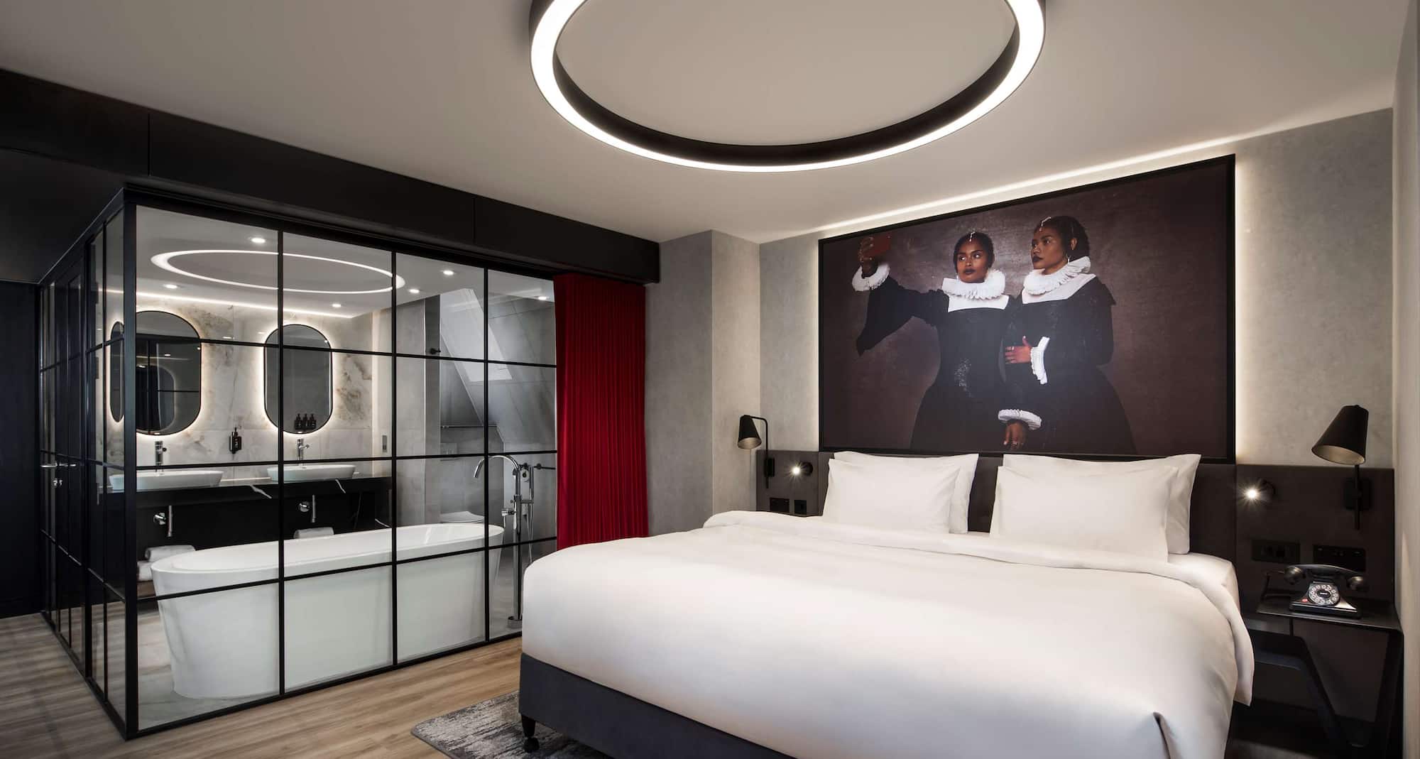 Radisson RED Liverpool - Suite - St George's View