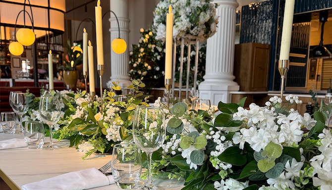 Radisson RED Liverpool - Stoke wedding set up