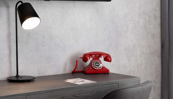 Radisson RED London Gatwick Airport - Telephone