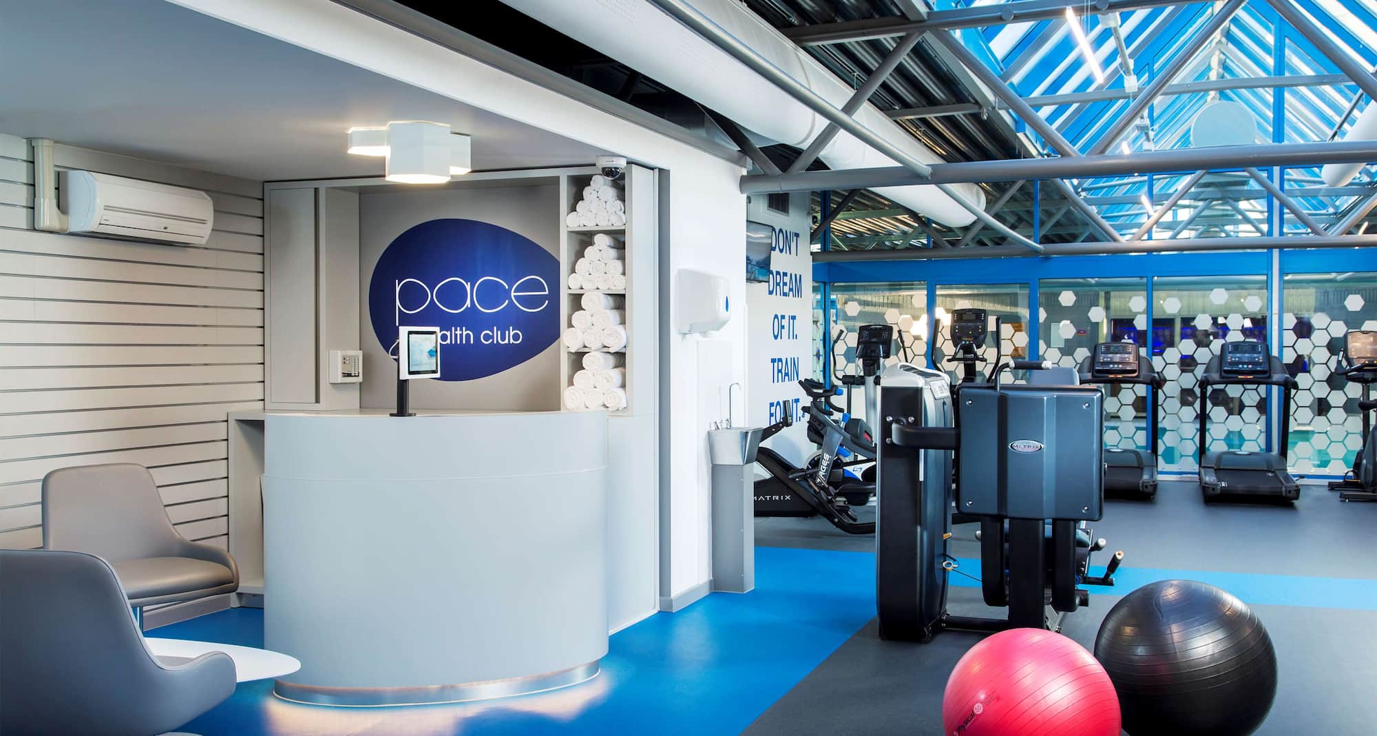 Radisson RED London Heathrow - Health Club