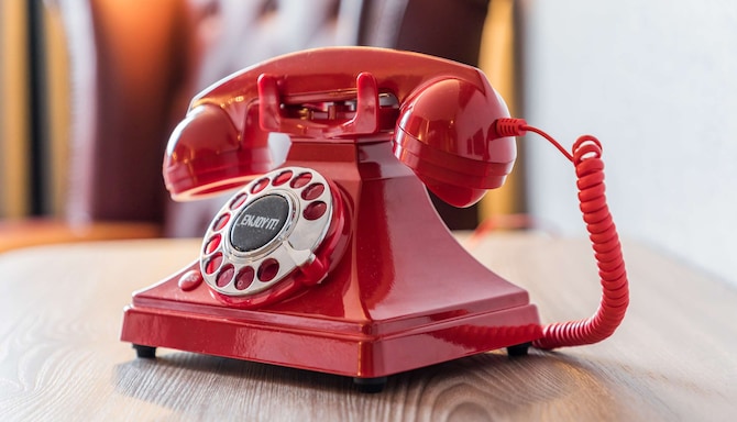 Radisson RED London Heathrow - RED phone