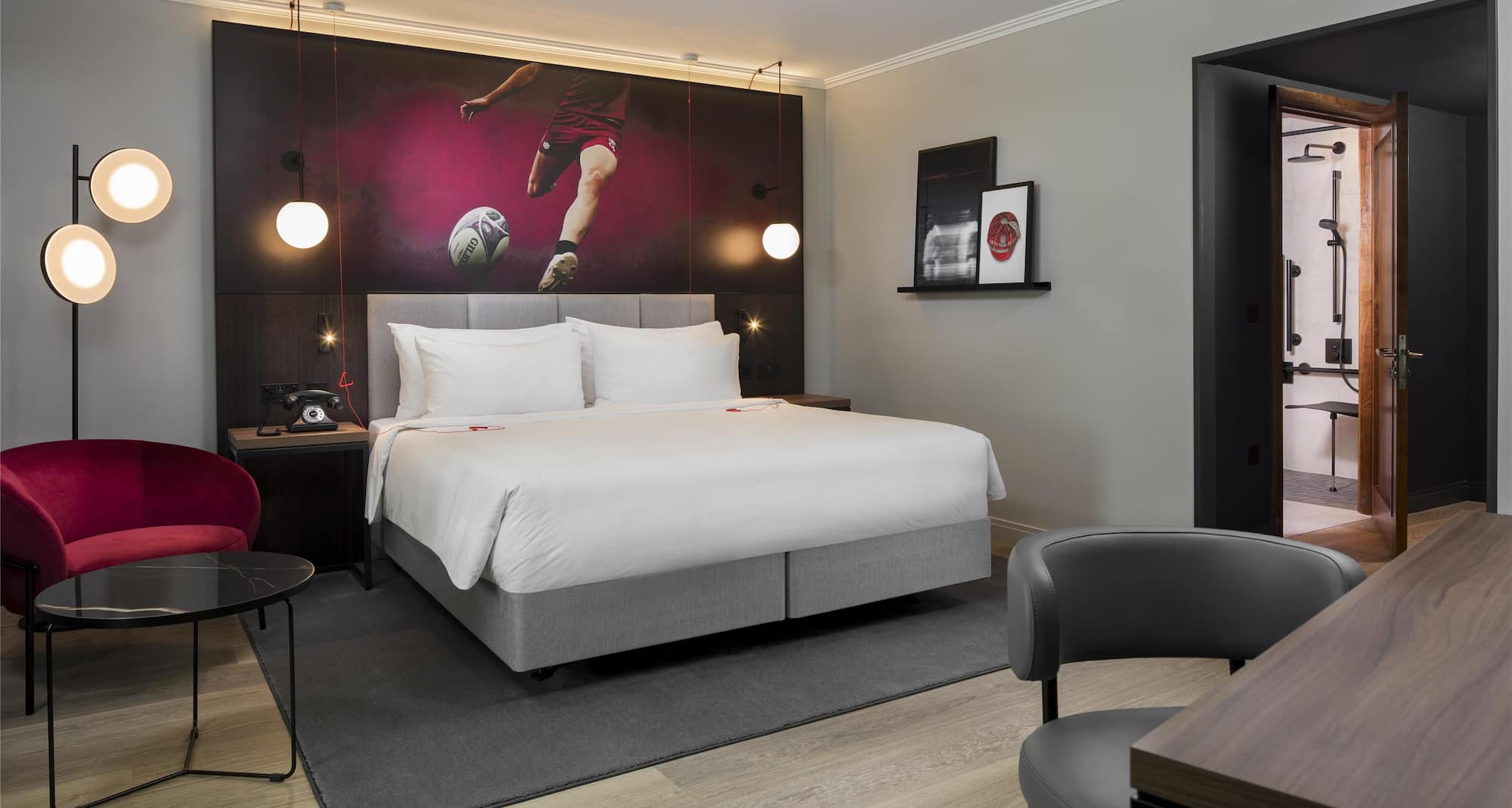 Radisson RED London Twickenham - Standard King Accessible
