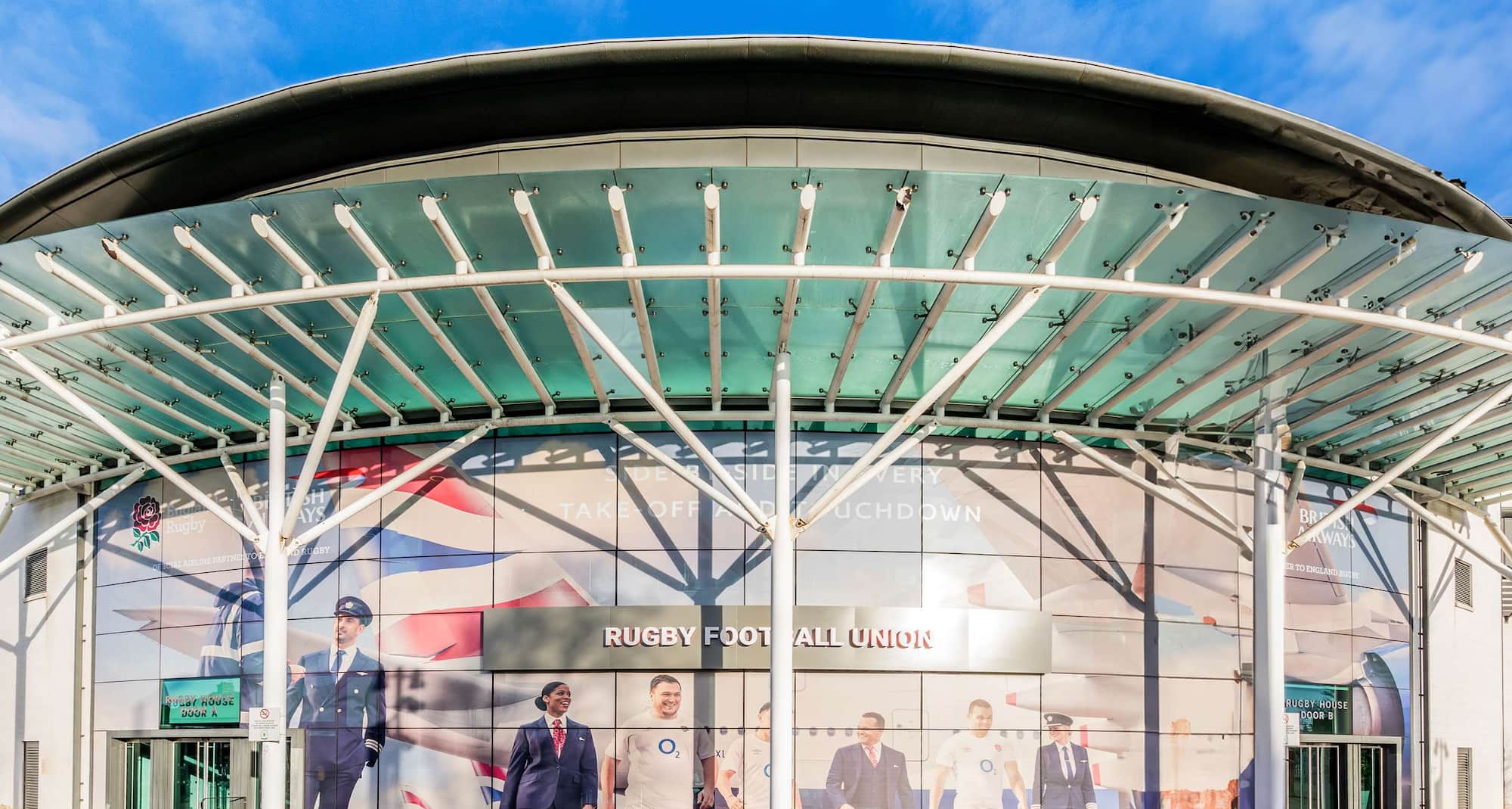 Radisson RED London Twickenham - Exterior Daytime