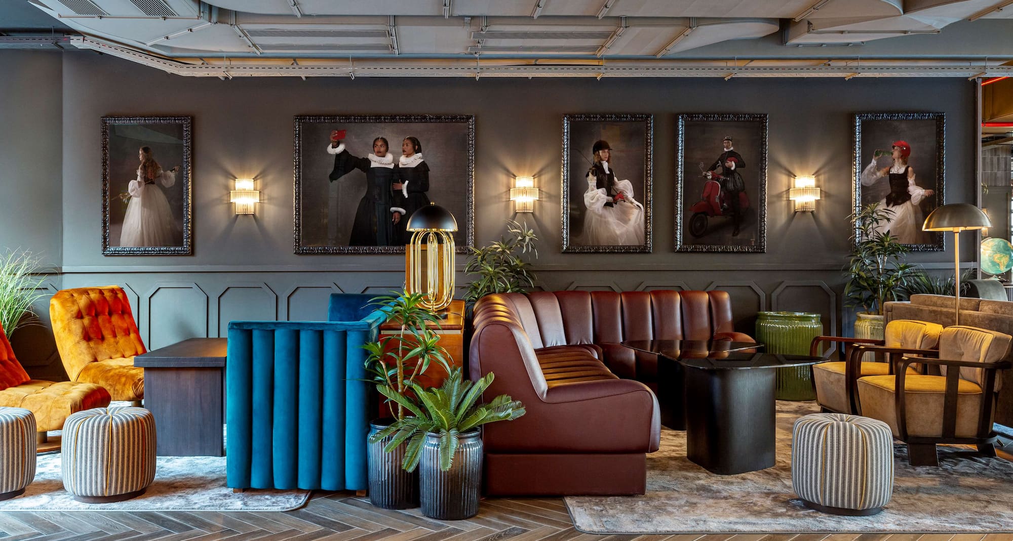 Radisson RED Madrid - Lobby