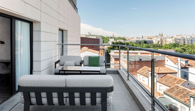 Radisson RED Madrid - Vista desde la habitación de invitados