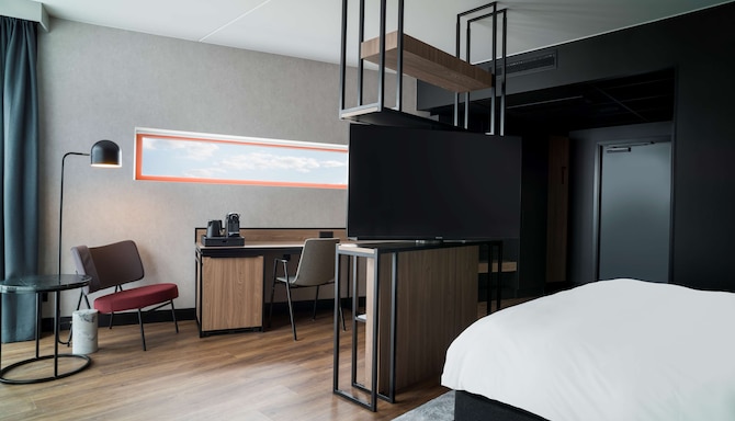 Luxury Hotel Near Oslo Airport Radisson Red Oslo Airport 5320