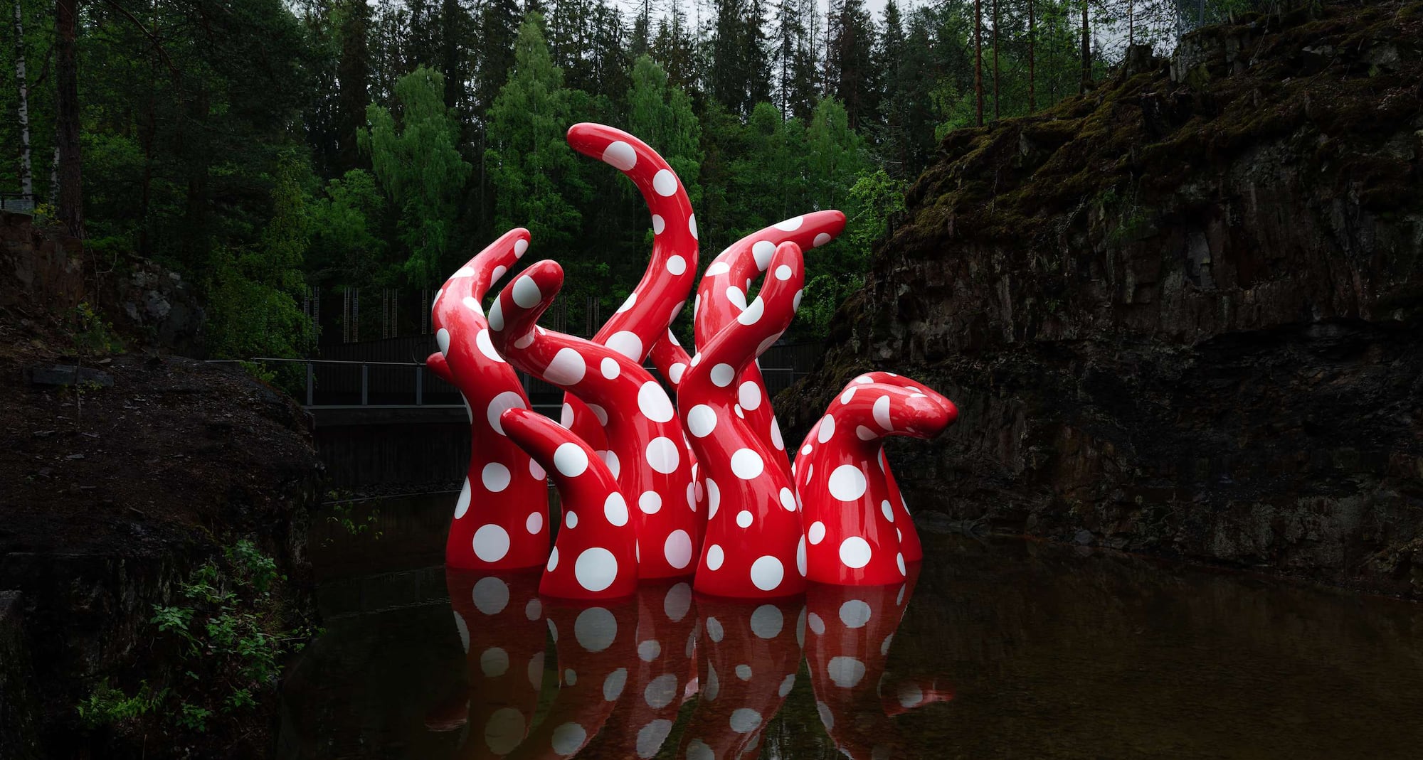 Radisson RED Oslo Airport – Kistefos Museum | Shine of Life af Yayoi Kusama | Foto: Einar Aslaksen