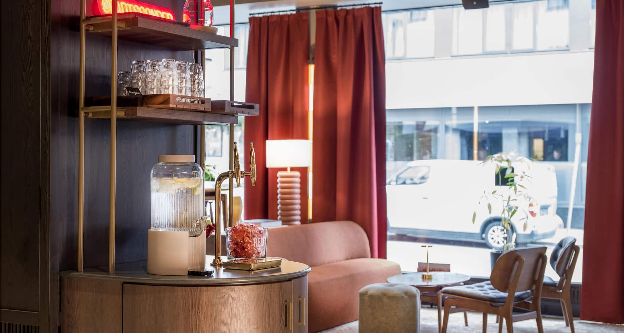 Radisson RED Oslo City Centre, A Verified Net Zero Hotel - Welcome Corner