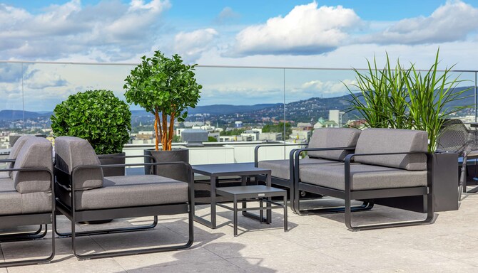 Radisson RED Oslo ?kern - Terrace