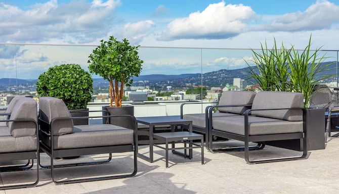 Radisson RED Oslo ?kern - Terrace