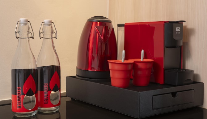 Radisson RED Phuket Patong Beach - Deluxe King Amenities