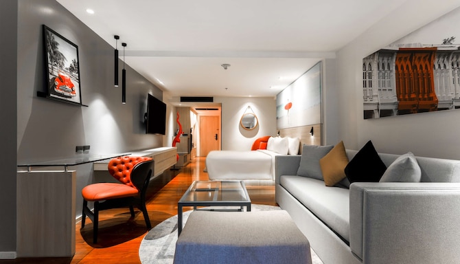 Radisson RED Phuket Patong Beach - Family Room