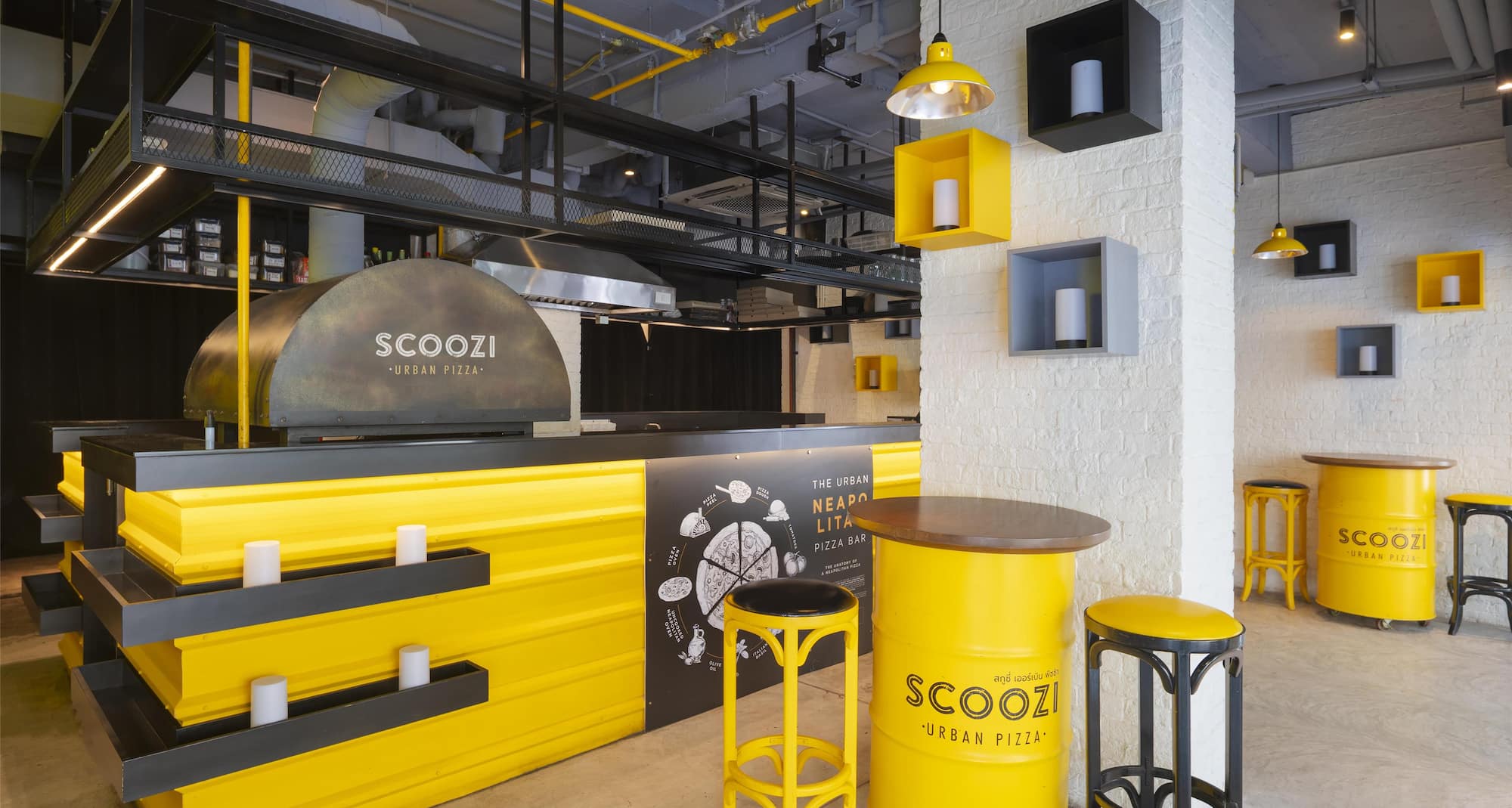 Radisson RED Phuket Patong Beach - مطعم