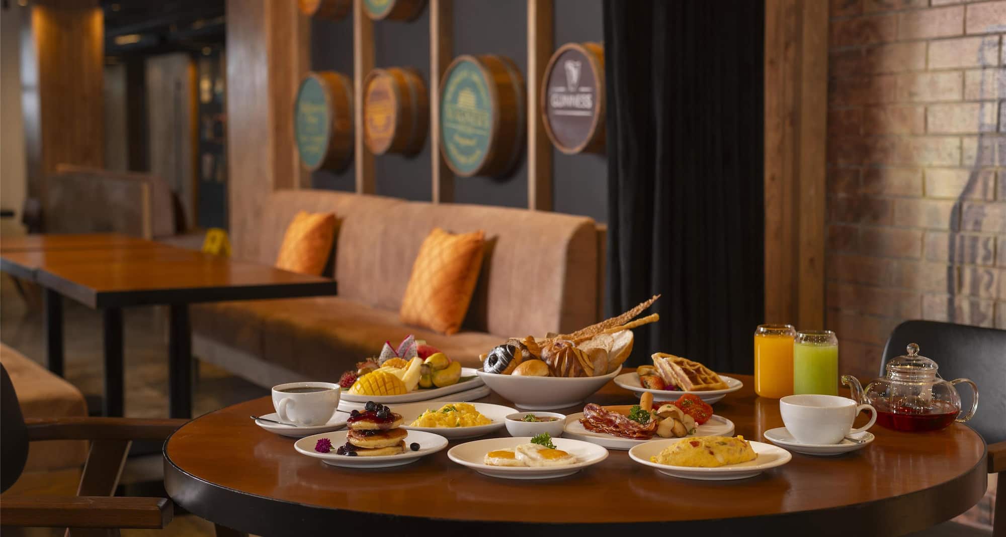 Radisson RED Phuket Patong Beach - WAREHOUSE BreakfastDish