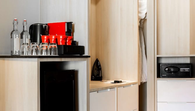 Radisson RED Phuket Patong Beach - Family & Friends Suite amenities