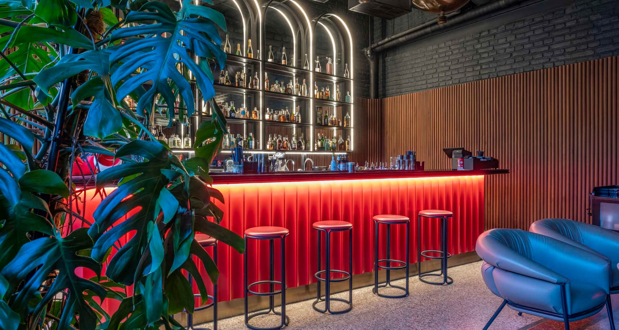 Radisson RED Tbilisi - RED Bar