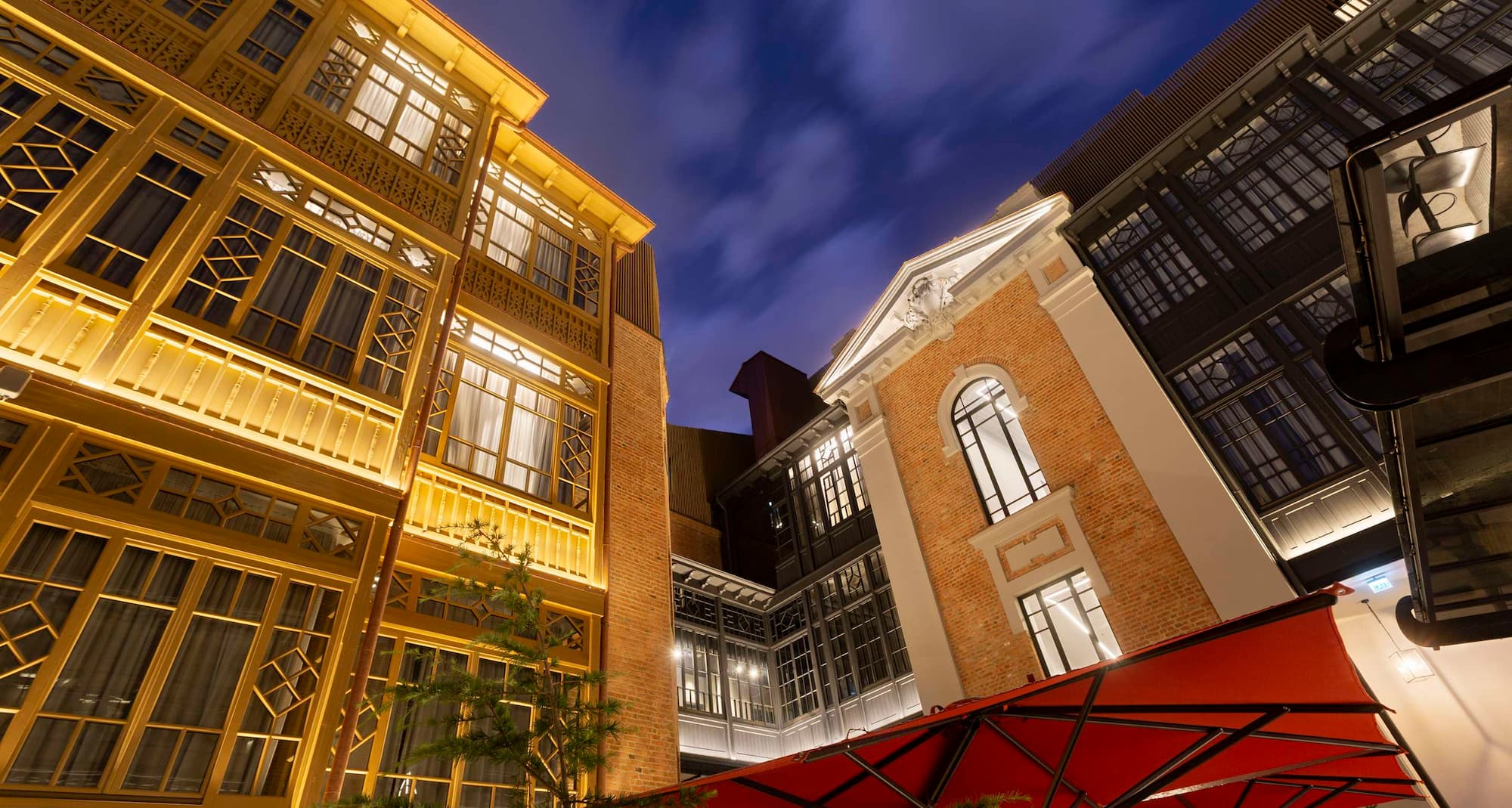 Radisson RED Tbilisi - Interior View of the Courtyard
