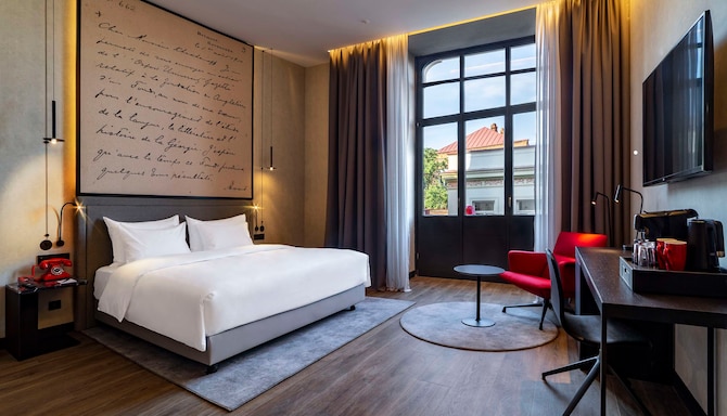 Radisson RED Tbilisi - Superior Room with Balcony