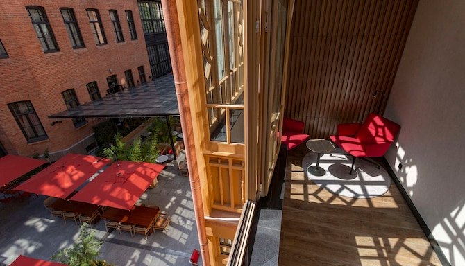 Radisson RED Tbilisi - Гостевые номера