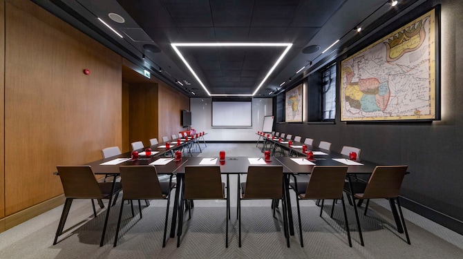 Radisson RED Tbilisi - Unica meeting room U-shape set-up