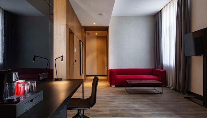Radisson RED Tbilisi - Люкс