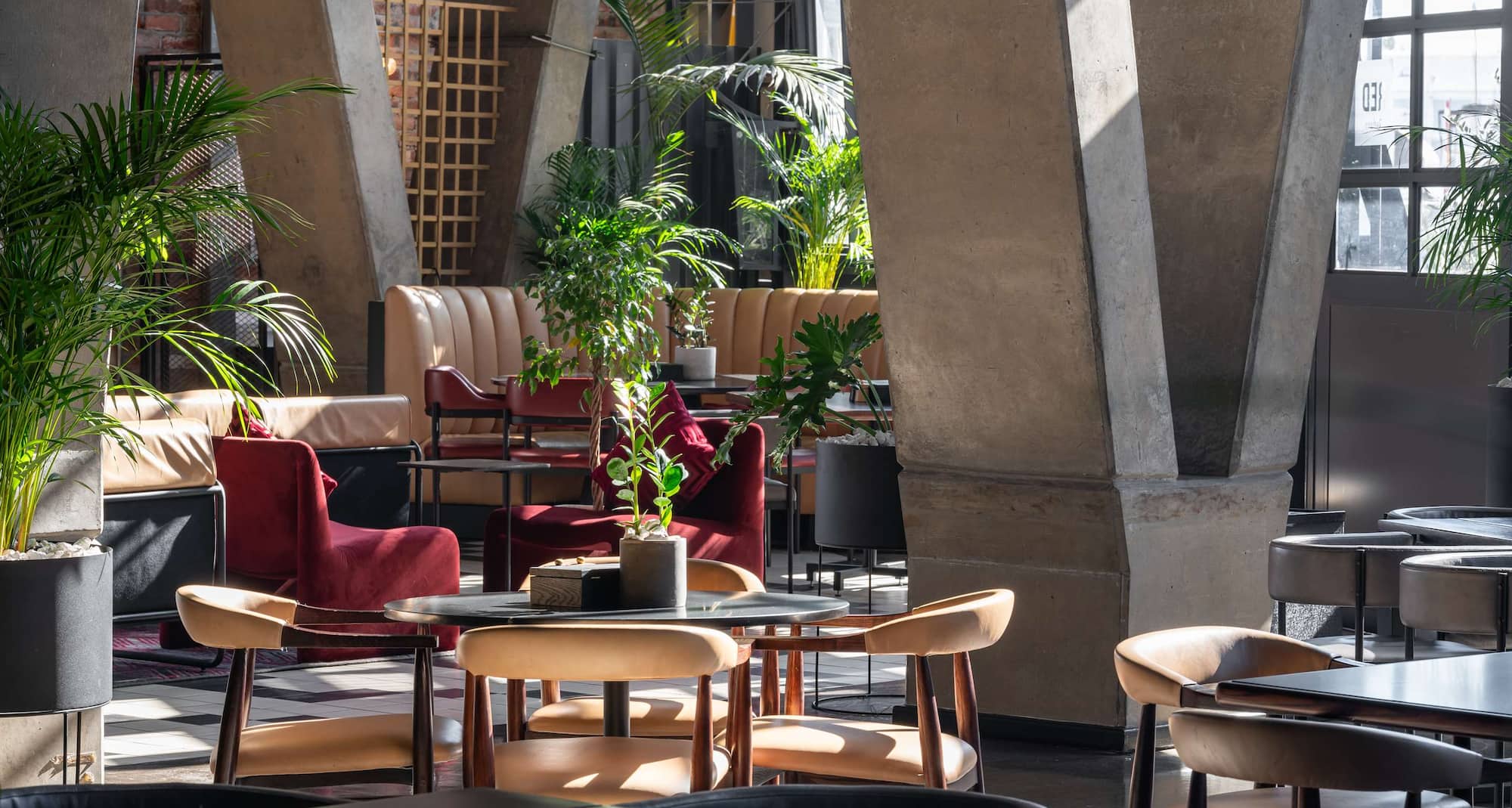 Radisson RED VandA Waterfront, Cape Town - Radisson RED OuiBar