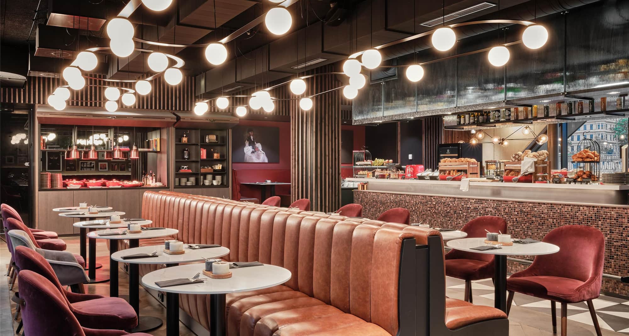 Radisson RED Vienna - Breakfast - Sarai