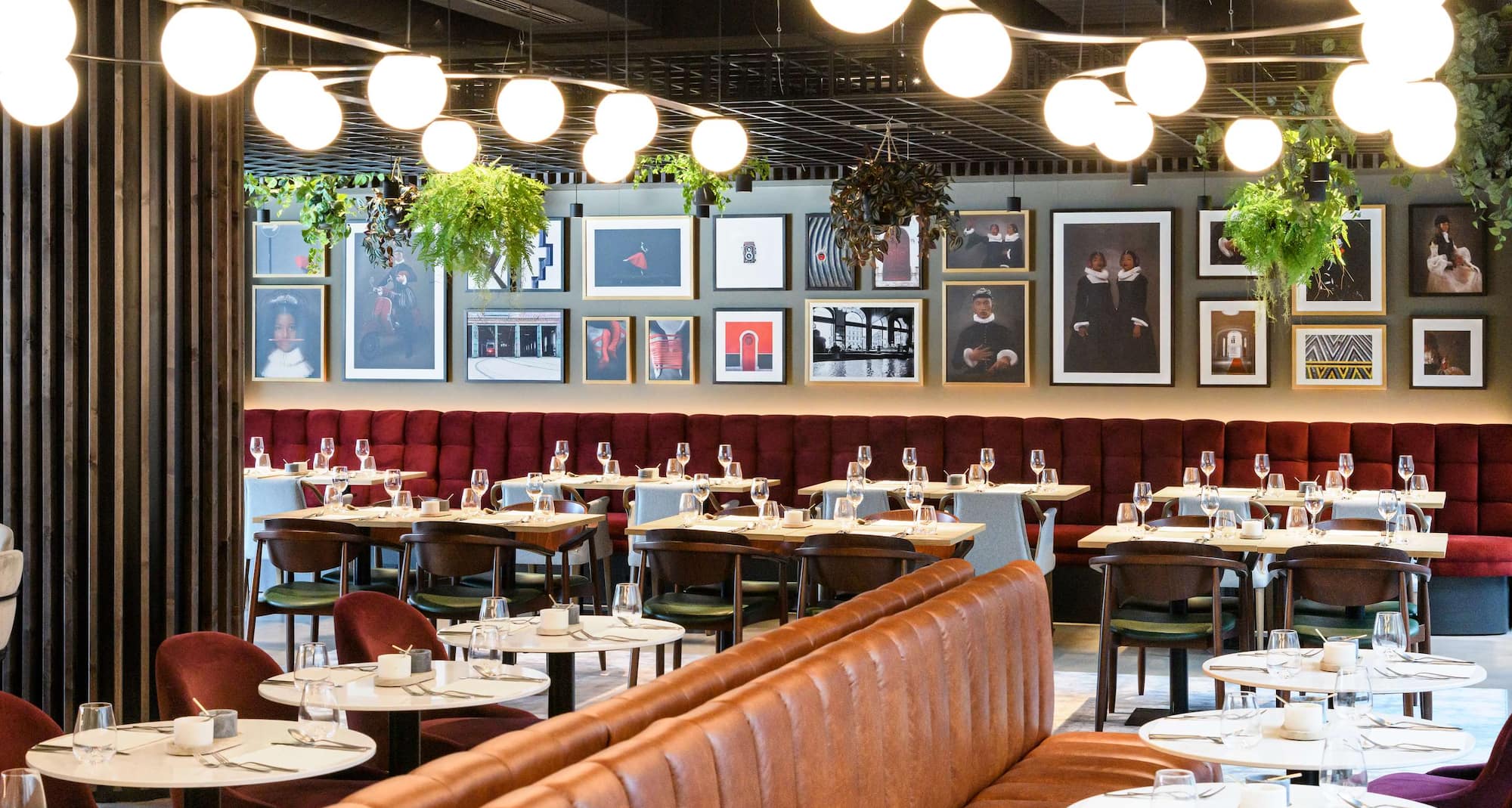 Radisson RED Vienna - Sarai restaurant dinner set-up