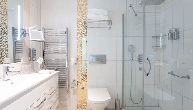 Radisson Residences Avrupa TEM Istanbul - Гостевая комната с ванной