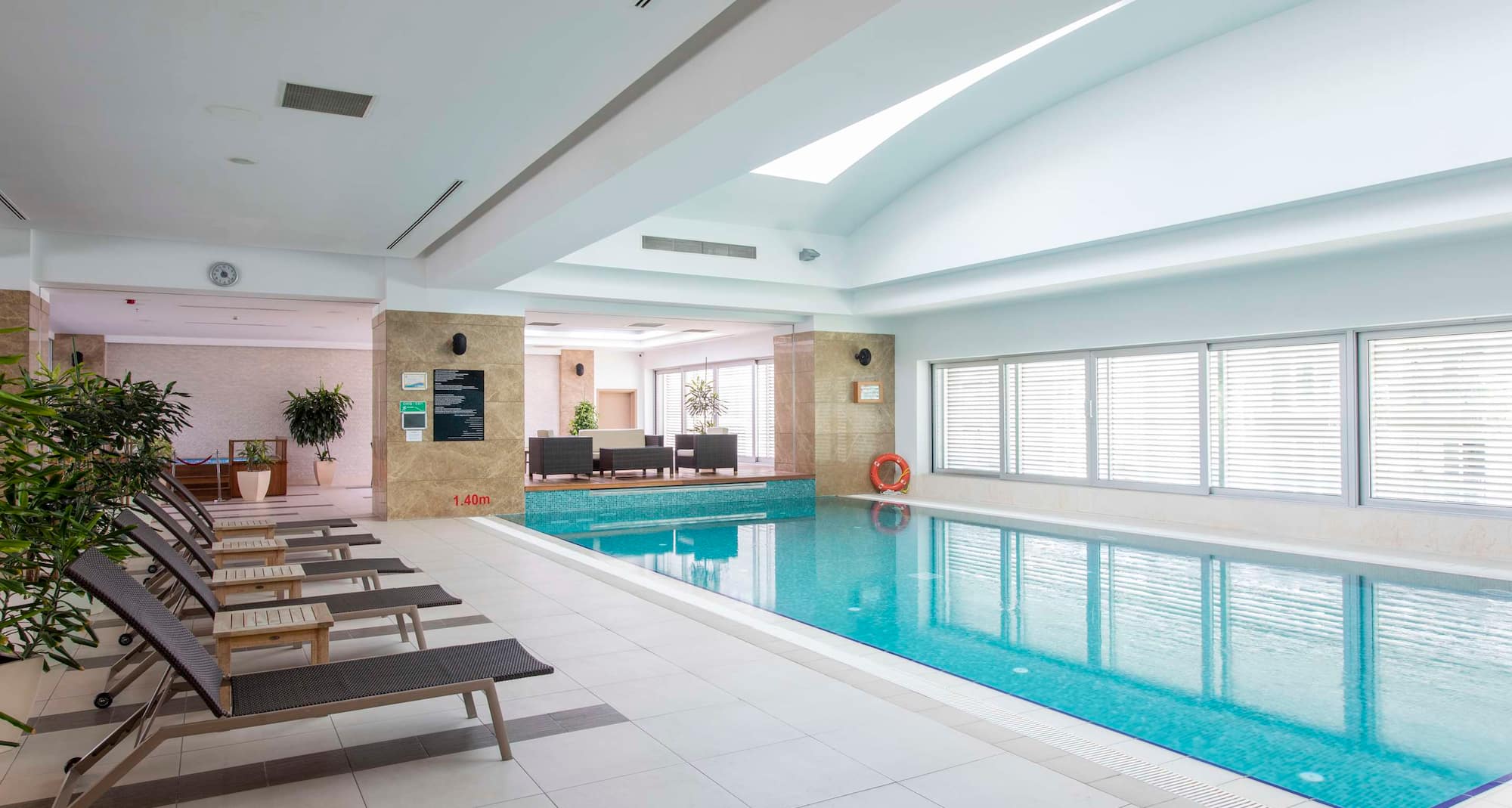 Radisson Residences Avrupa TEM Istanbul - Indoor Pool