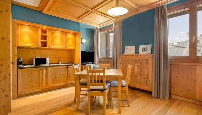 Radisson Residences Savoia Palace Cortina d'Ampezzo - apartment with view